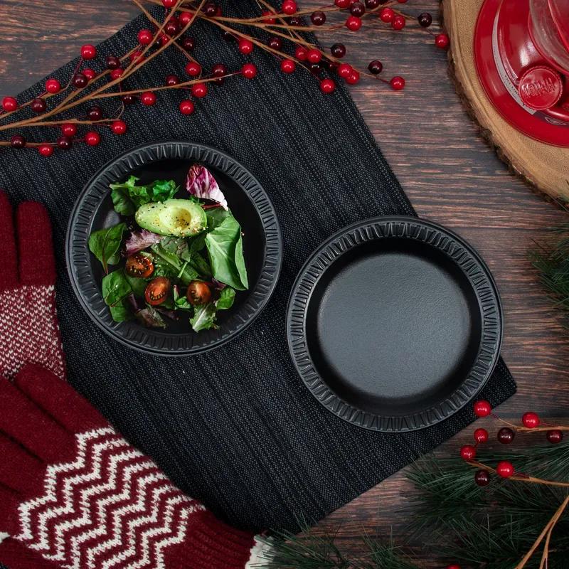 Dart® Quiet Classic® Plate 6 IN XPS Black Round Laminated 125 Count/Pack 8 Packs/Case 1000 Count/Case