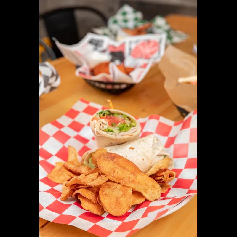 Basket Liner Sheet 12X12 IN Dry Wax Paper Red White Check 2000/Case