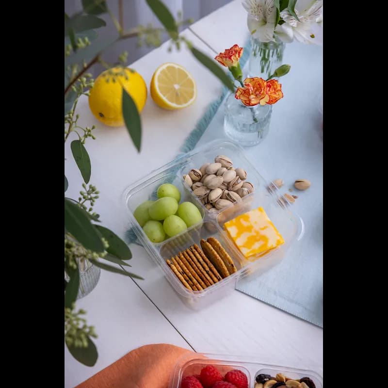 Greenware® Deli Container Base 28 OZ 4 Compartment PLA Clear Square 300/Case