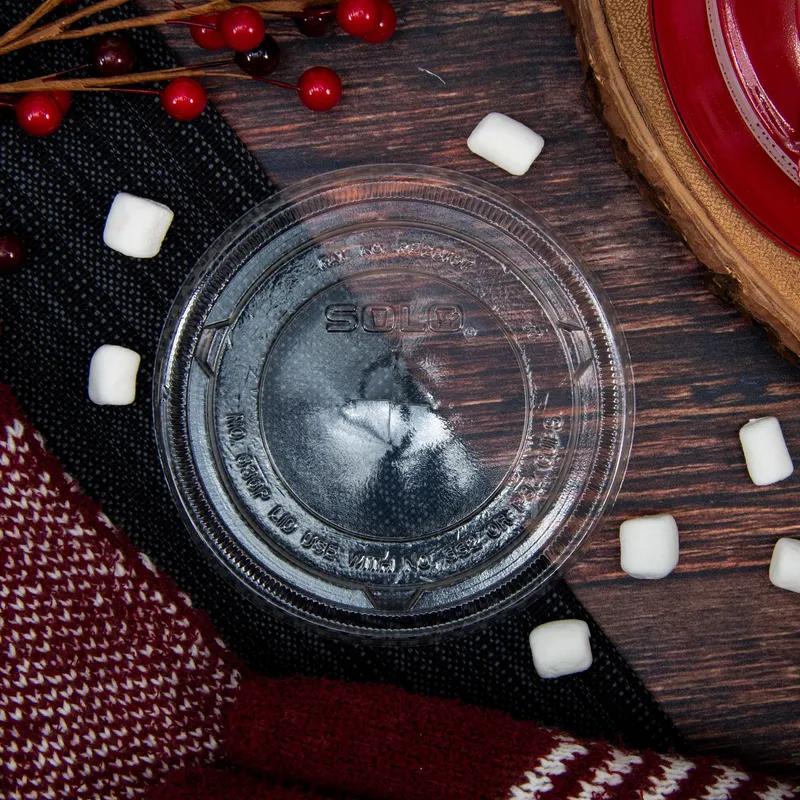 Dart® Lid Flat 4.346X0.419 IN PET Clear For 32 OZ Cold Cup With Hole Freezer Safe 50 Count/Pack 10 Packs/Case