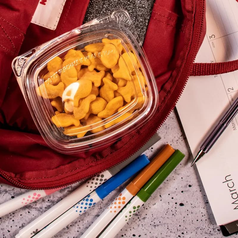 Dart® ClearPac® SafeSeal™ Cold Deli Container Hinged With Flat Lid 6 OZ PET Clear Square 100 Count/Pack 4 Packs/Case