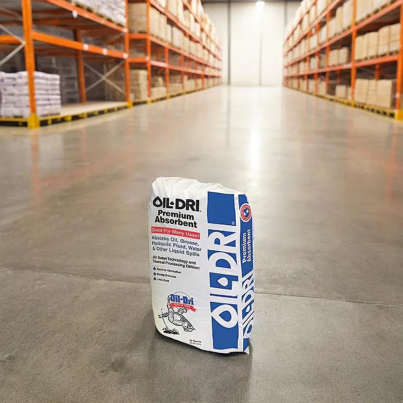 Oil-Dri Premium Absorbent 15X24X6 IN 40 QT Low Density 1/Bag