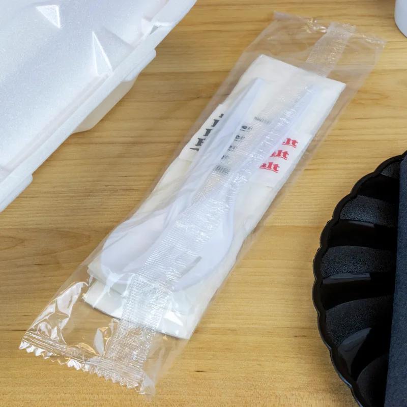 5PC Cutlery Kit PP White Medium Weight With 13X17 Napkin,Fork,Salt & Pepper,Spoon 250/Case