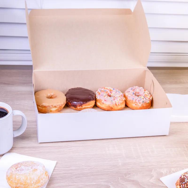 Donut Box 3 CT 13X9X3 IN Clay-Coated Kraft Board White Kraft Rectangle Lock Corner 200/Bundle