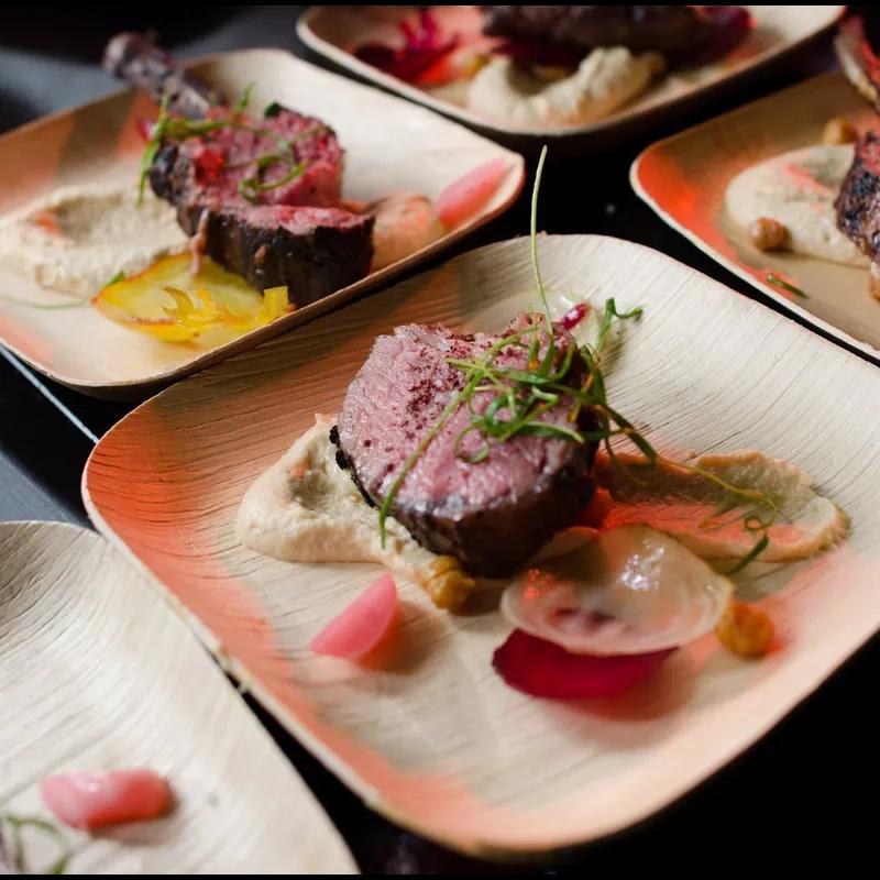 Plate 8X8 IN Palm Leaf Square 300/Case