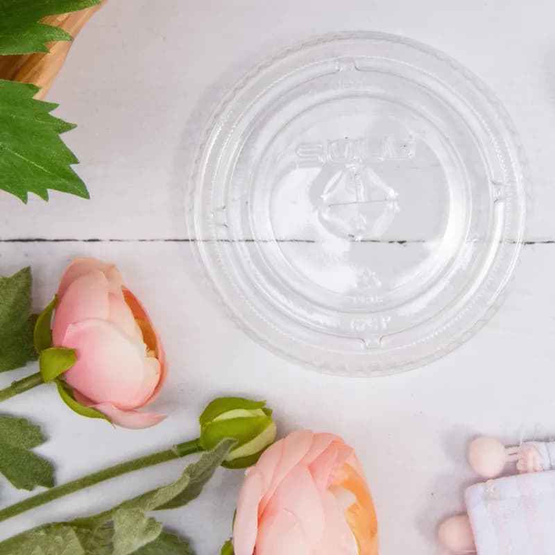 Dart® Lid Flat 3.984X0.355 IN PET Clear For 12-24 OZ Cold Cup With Hole Freezer Safe 100 Count/Pack 10 Packs/Case