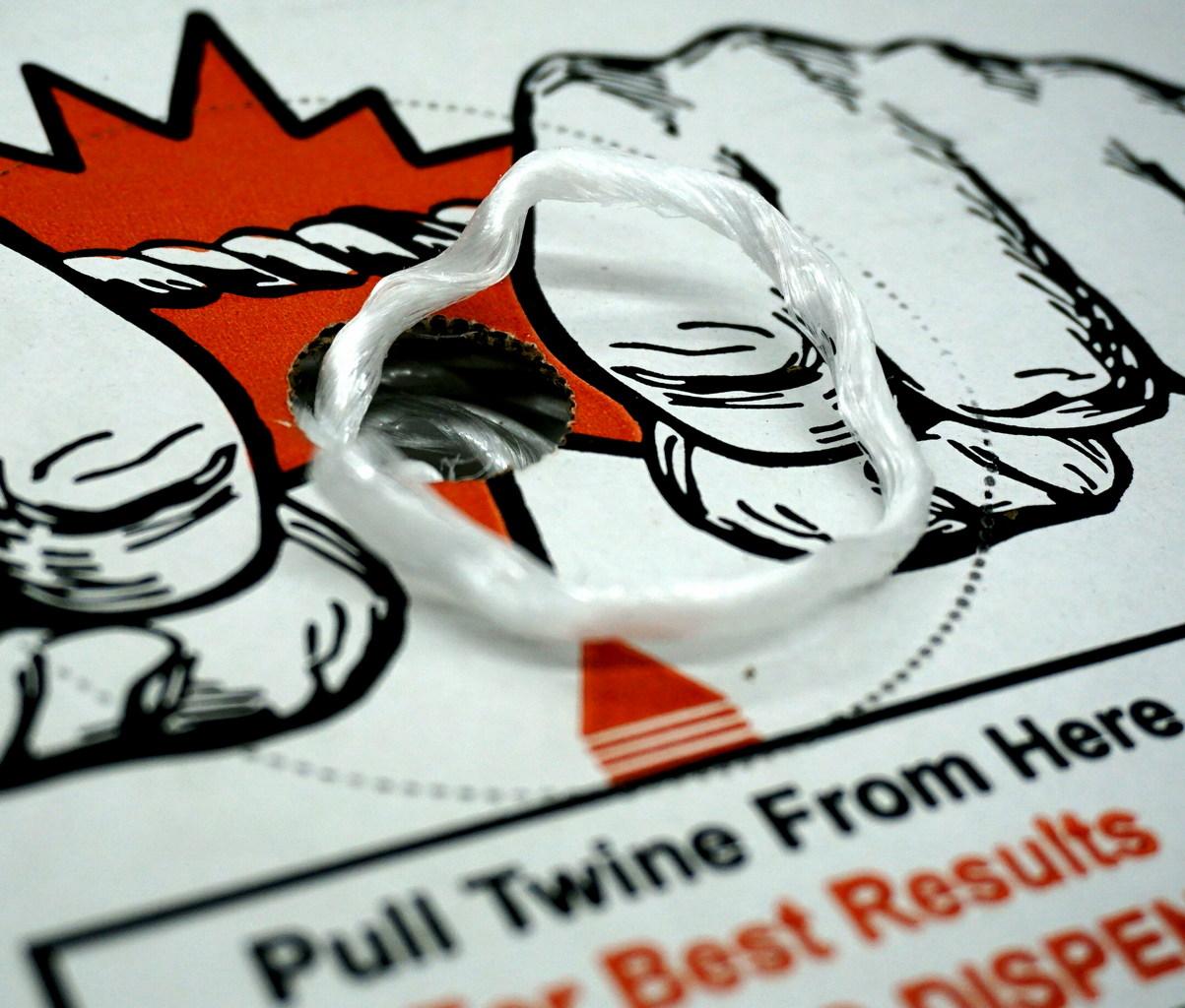 Twine 10 LB PP 1PLY Ball 1/Pack