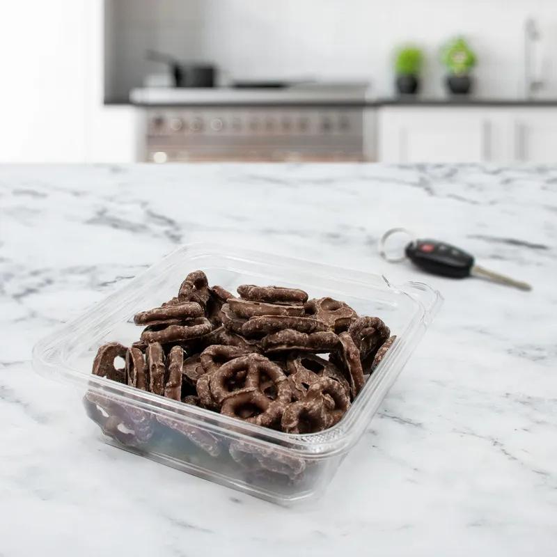 Dart® TamperGuard™ Deli Container Base 24 OZ PET Clear Square 75 Count/Pack 4 Packs/Case 300 Count/Case