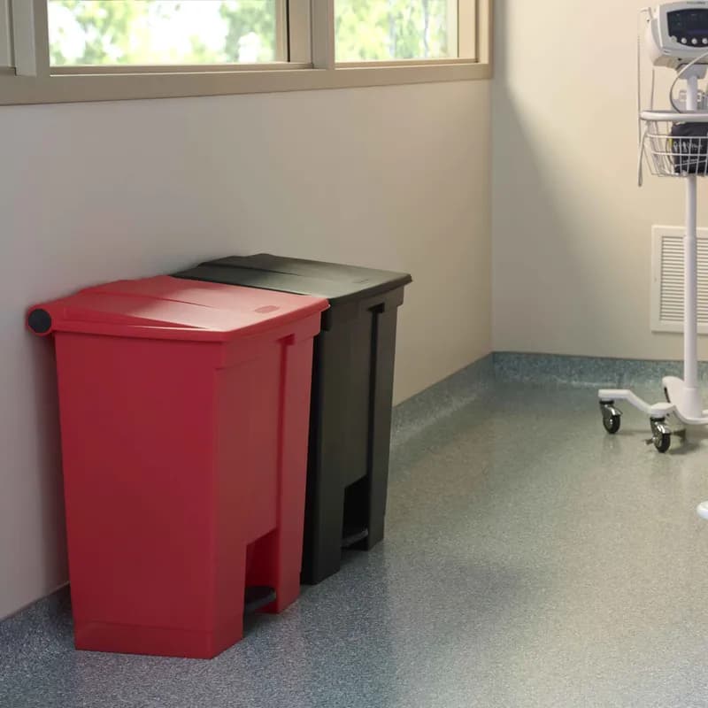 Trash 1-Stream Trash Can 16.1X19.8X26.5 IN 18 GAL 72 QT Red Resin Step-On 1/Each