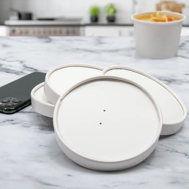 Solo® Flexstyle® Lid Flat 4.9X0.713 IN 1 Compartment DSP White For 32 OZ Soup Cup Unhinged 25 Count/Pack 20 Packs/Case