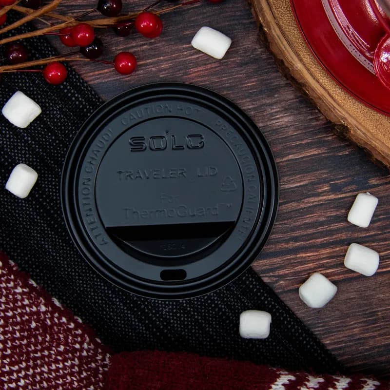 Solo® Traveler® Lid Dome 3.214X0.735 IN PS Black For 8 OZ Hot Cup Cappuccino Sip Through 100 Count/Pack 10 Packs/Case
