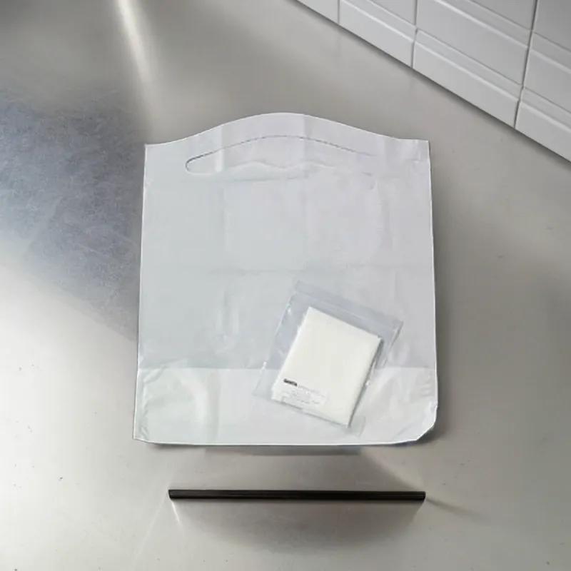 Bib 18X32 IN White Tissue Paper Plastic With Ties 300/Case