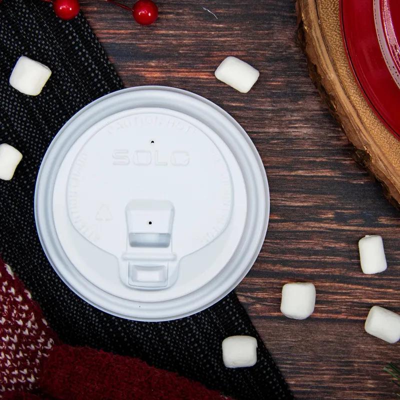 Solo® Travelock™ Lid Dome 3.7X0.9 IN PS White For 10-24 OZ Cup Reclosable Tab Sip Through 100 Count/Pack 10 Packs/Case