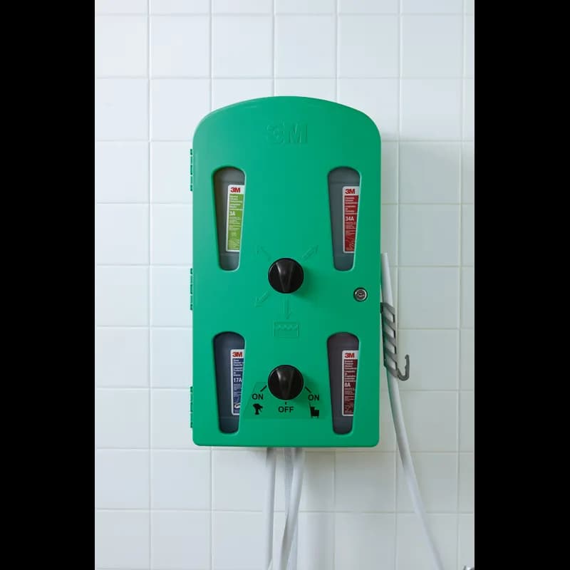 3M™ 4L Restroom Cleaner One-Step Disinfectant 2 L Liquid No Rinse Concentrate Multi-Surface 6/Case