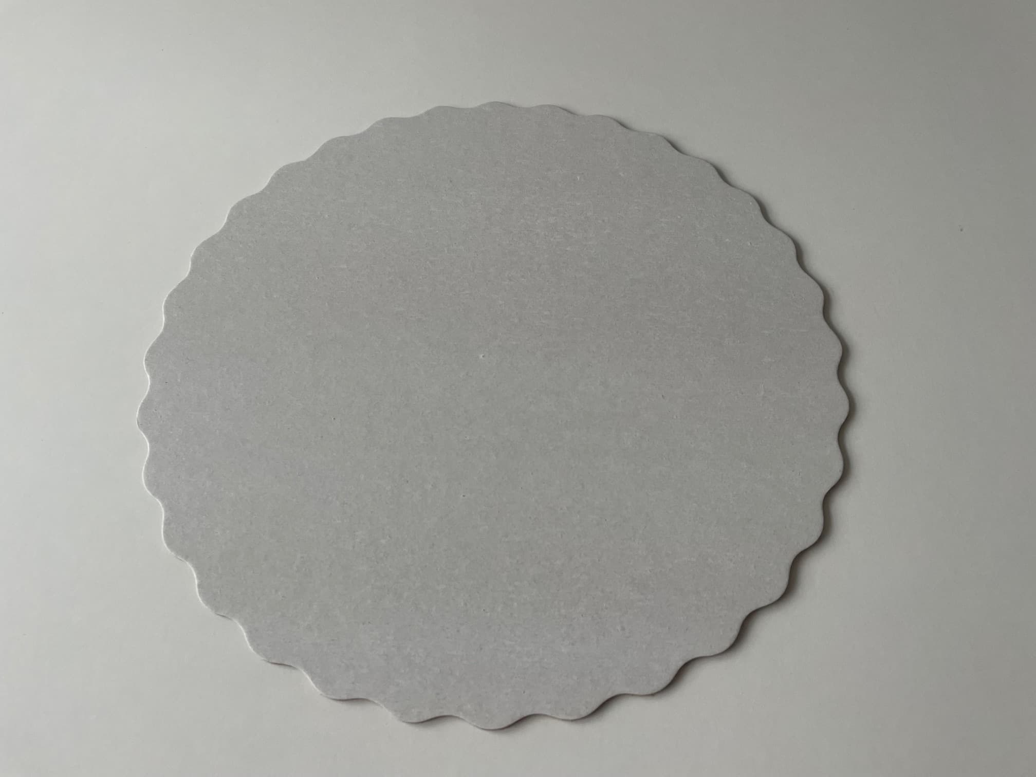Cake Board 8 IN Paperboard White Round Scalloped 200/Case