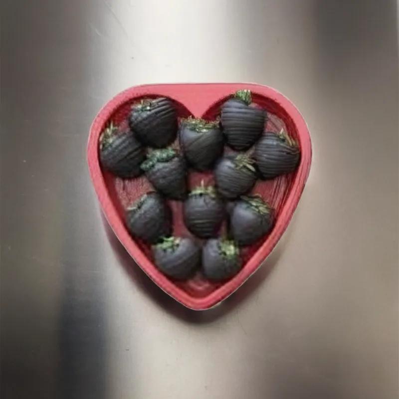 Take-Out Container Base & Lid Combo 32 OZ Plastic Red Clear Heart 50/Case