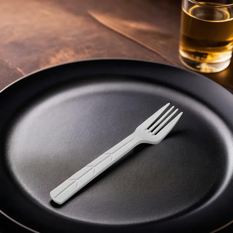 Victoria Bay Fork Beige Heavyweight 1000/Case
