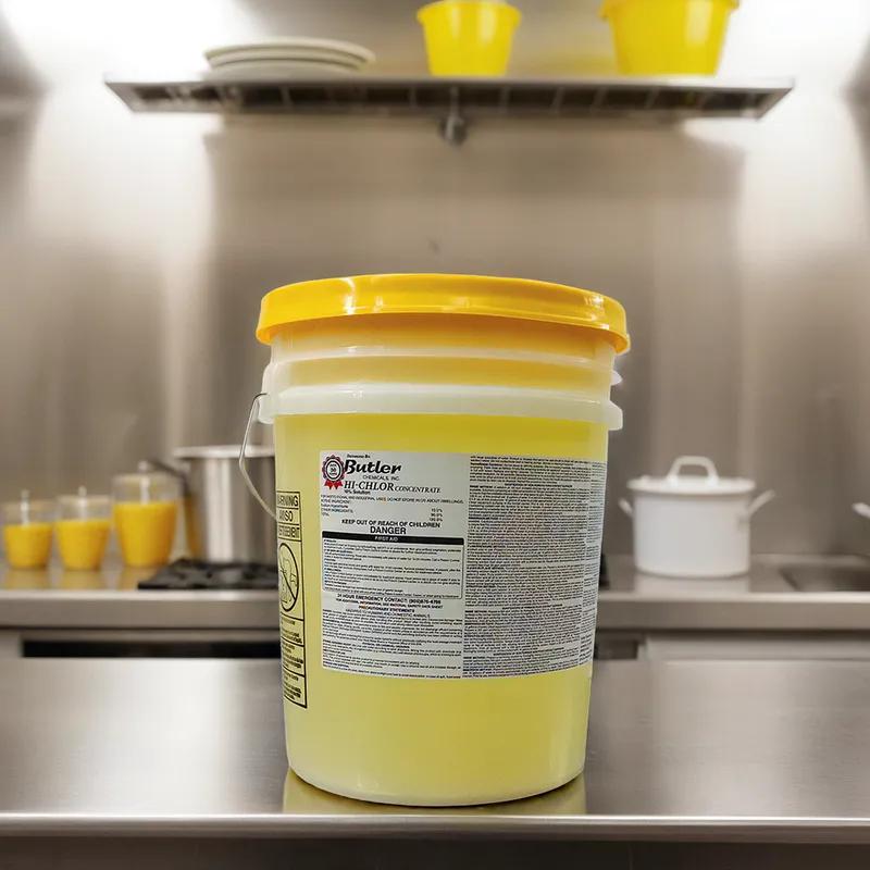 Hi-Chlor 10% Dishmachine Sanitizer Liquid Yellow Lid 1/Pail