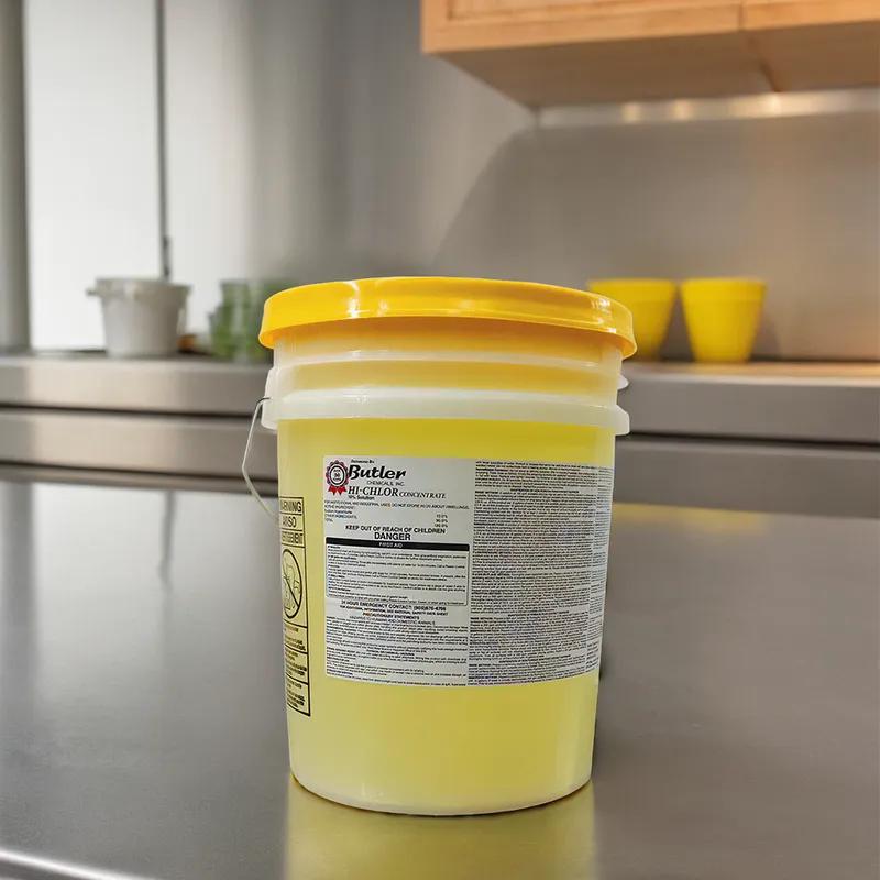 Hi-Chlor 10% Dishmachine Sanitizer Liquid Yellow Lid 1/Pail