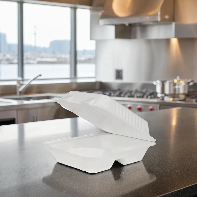 Karat® Take-Out Container Hinged 8X8 IN 3 Compartment Sugarcane White 200/Case