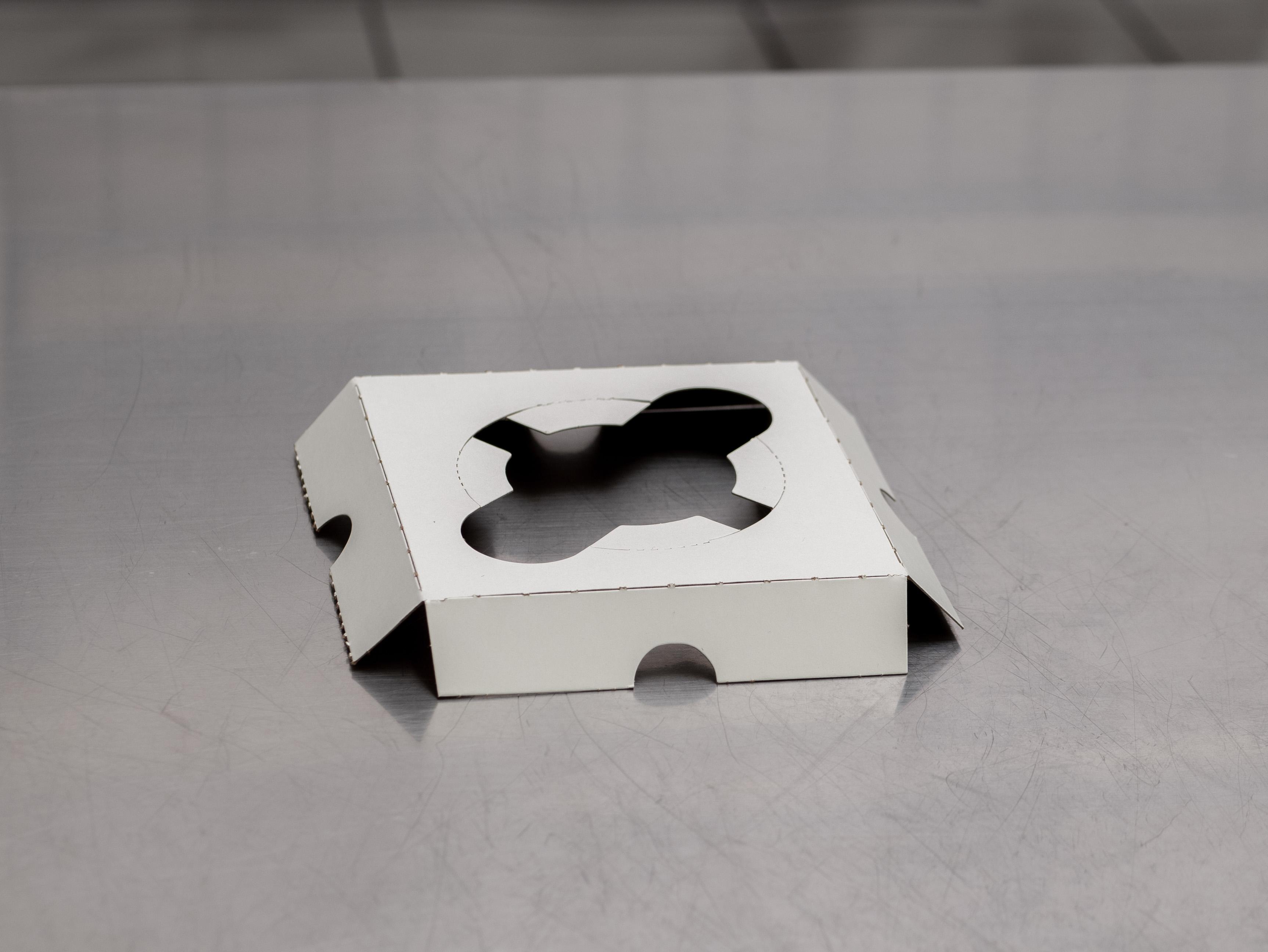 Cupcake Container Insert Clay-Coated Kraft Board White 200/Case