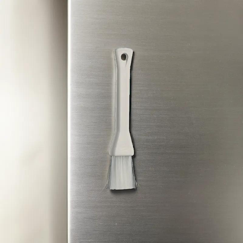 Vikan® Pastry Brush 7.7X1.2X0.6 IN PP Polyester Stainless Steel White Detail Soft Bristle 1/Each