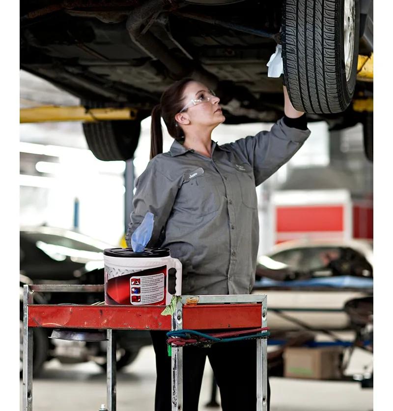 Tork ShopMax Cleaning Wipe 13.1X9.9 IN 218.333 FT Blue Centerpull Refill Dry Heavy Duty 200 Count/Pack 2 Packs/Case