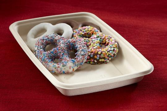 Pulp Plus™ Take-Out Container Base 20 OZ 6X9 IN Pulp Fiber Natural Rectangle 300/Case