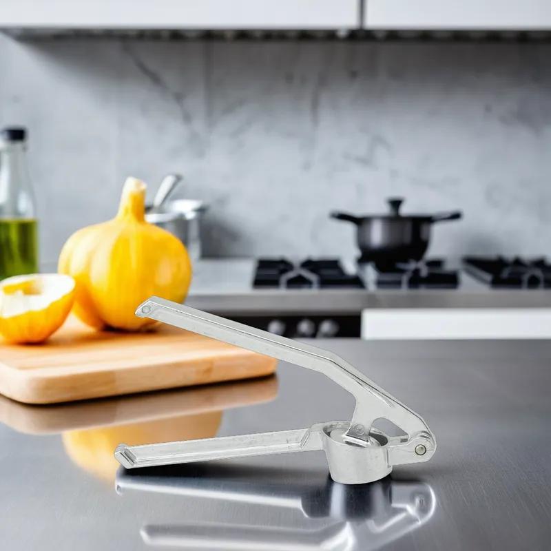 Garlic Press Aluminum 1/Each