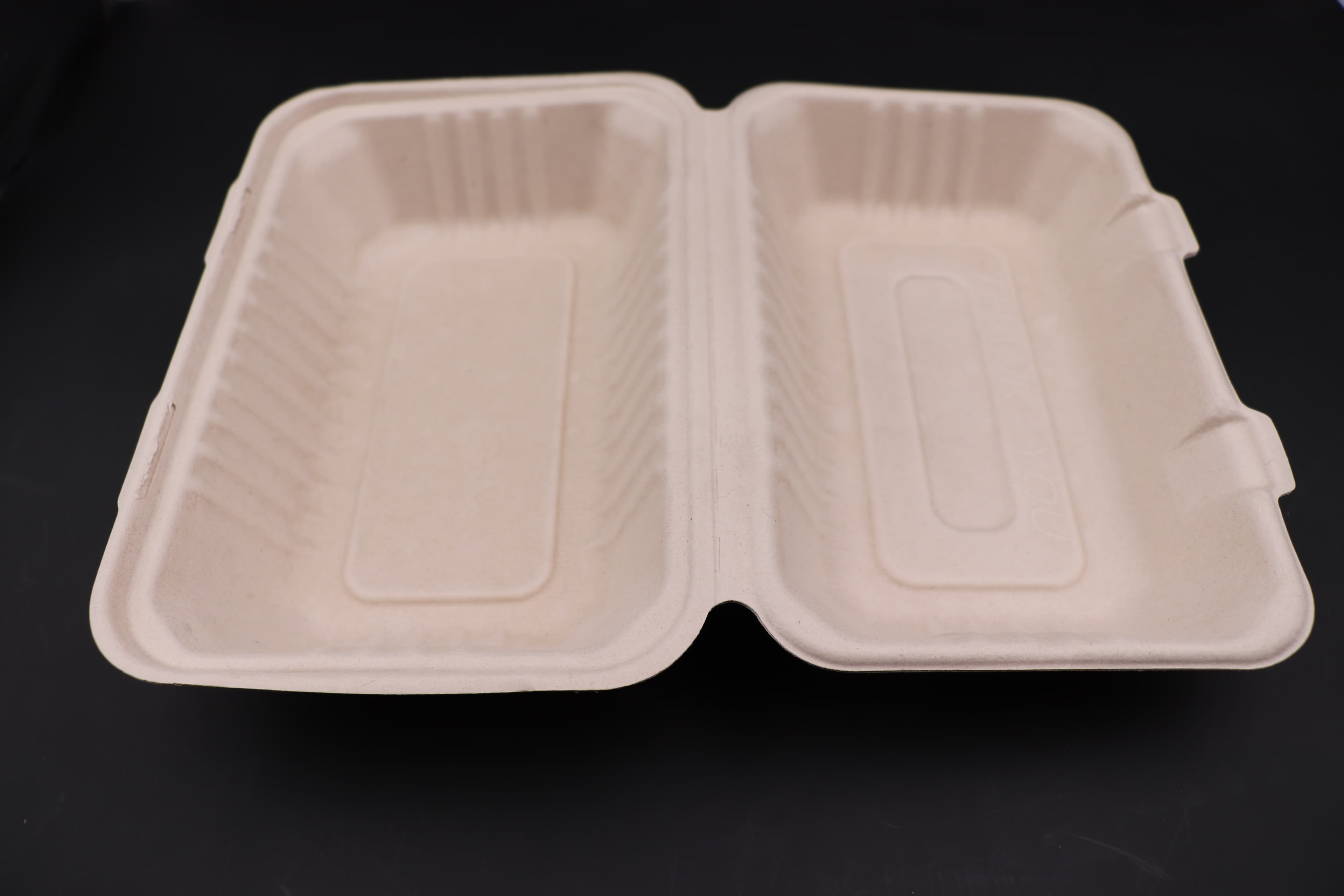 Victoria Bay Take-Out Container Hinged 9X6 IN Sugarcane Kraft Rectangle 250/Case