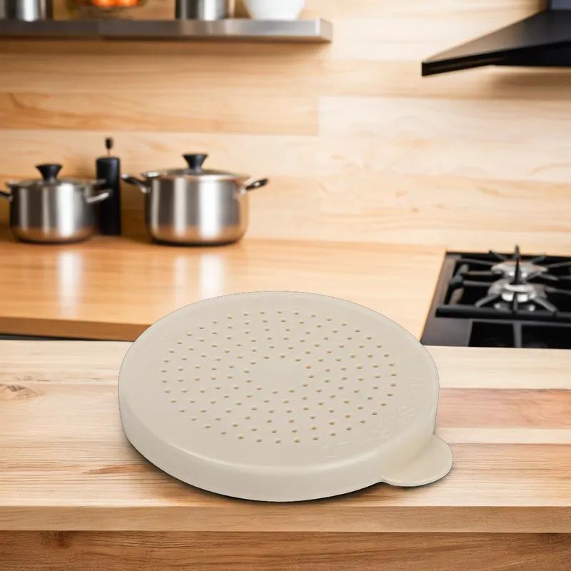 Lid Salt & Pepper Shaker Beige 1/Each