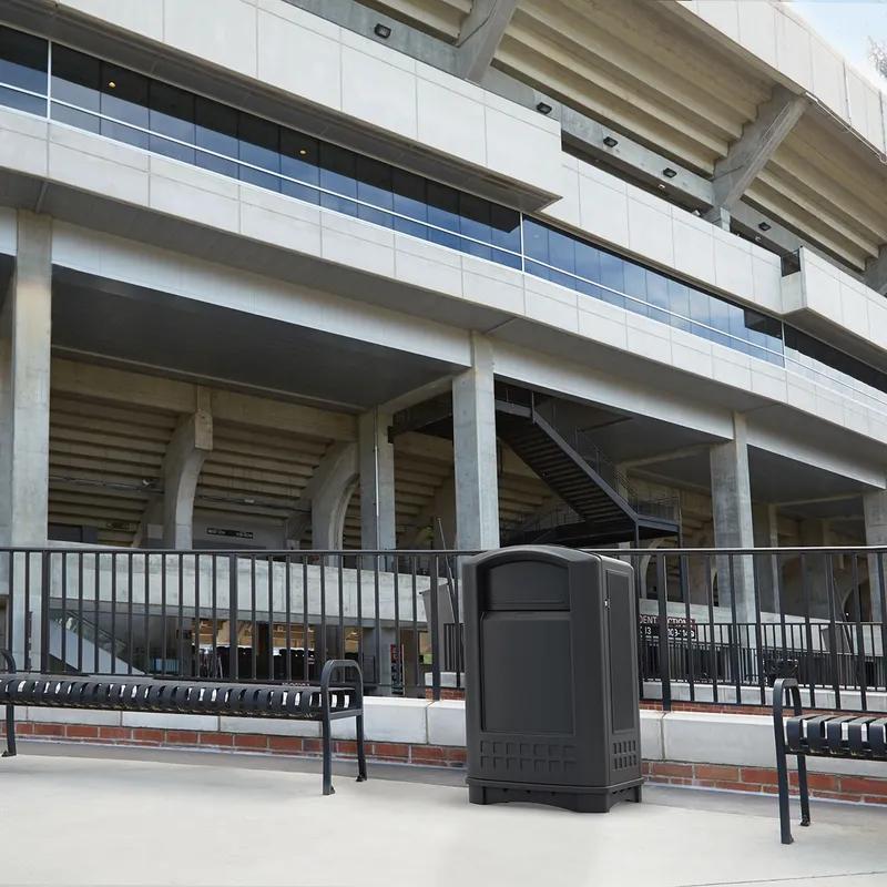 Jr. Trash Can 21.40X20.30X41.10 IN 35 GAL Black Resin 1/Each