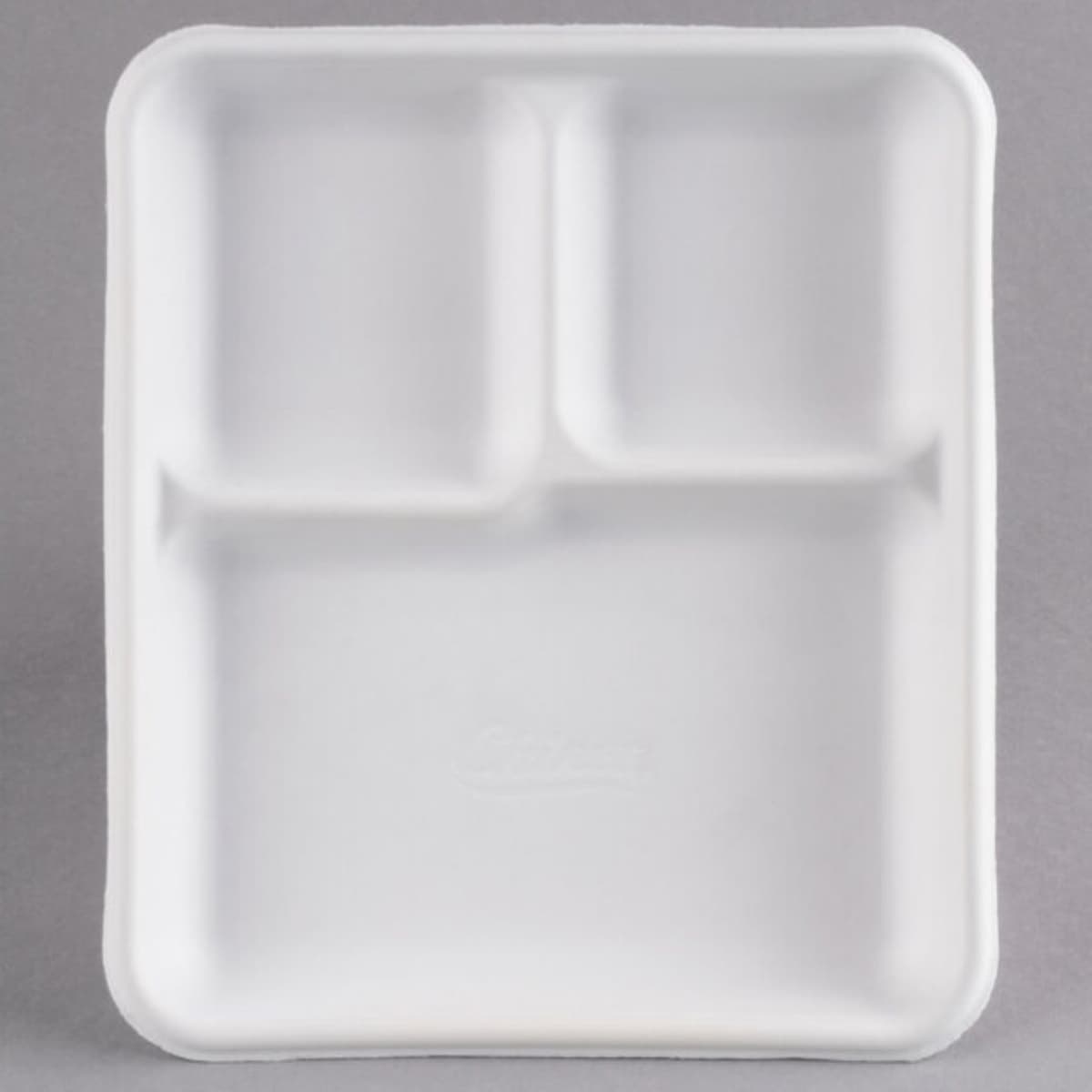 Chinet Classic® Cafeteria & School Lunch Tray 8X10 IN 3 Compartment Molded Fiber White 240/Case