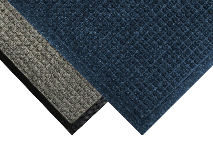 WaterHog® Indoor Floor Mat 48IN X10FT Charcoal With Cleated Backing Fashion Border 1/Each