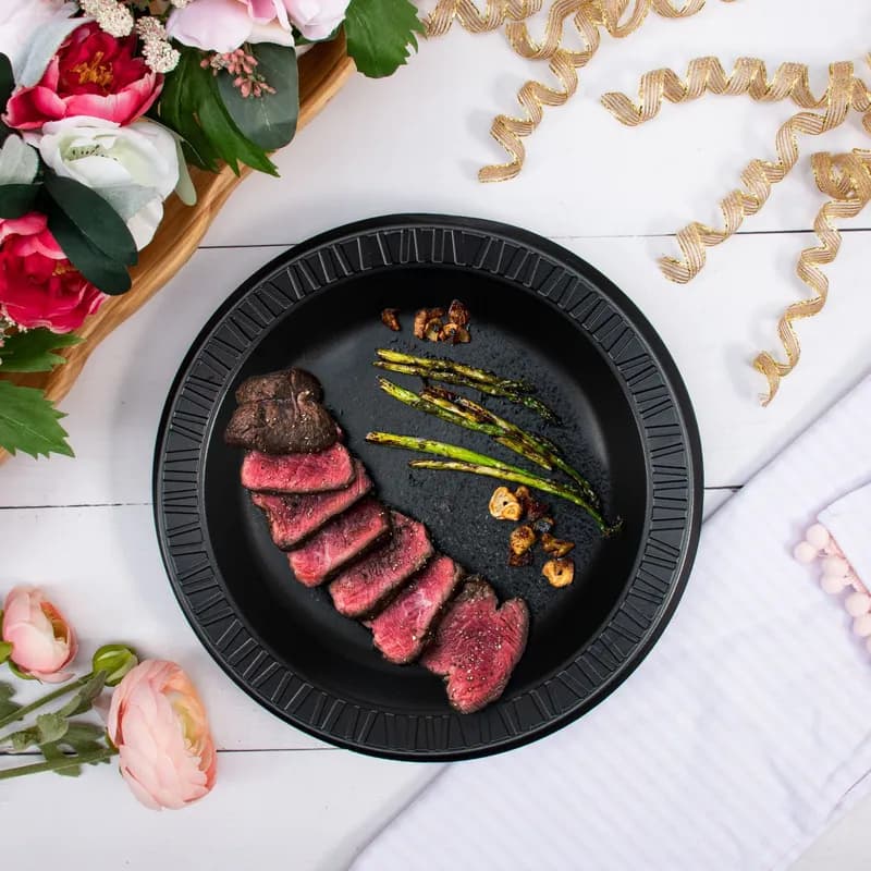 Dart® Quiet Classic® Plate 10.25 IN XPS Black Laminated 125 Count/Pack 4 Packs/Case 500 Count/Case