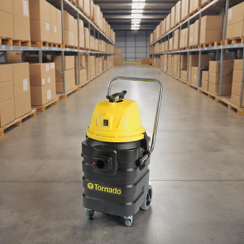 Taskforce 17 Wet & Dry Vacuum 24X18X36 IN 17 GAL PE 120 Volt With 30FT Cord 1/Each