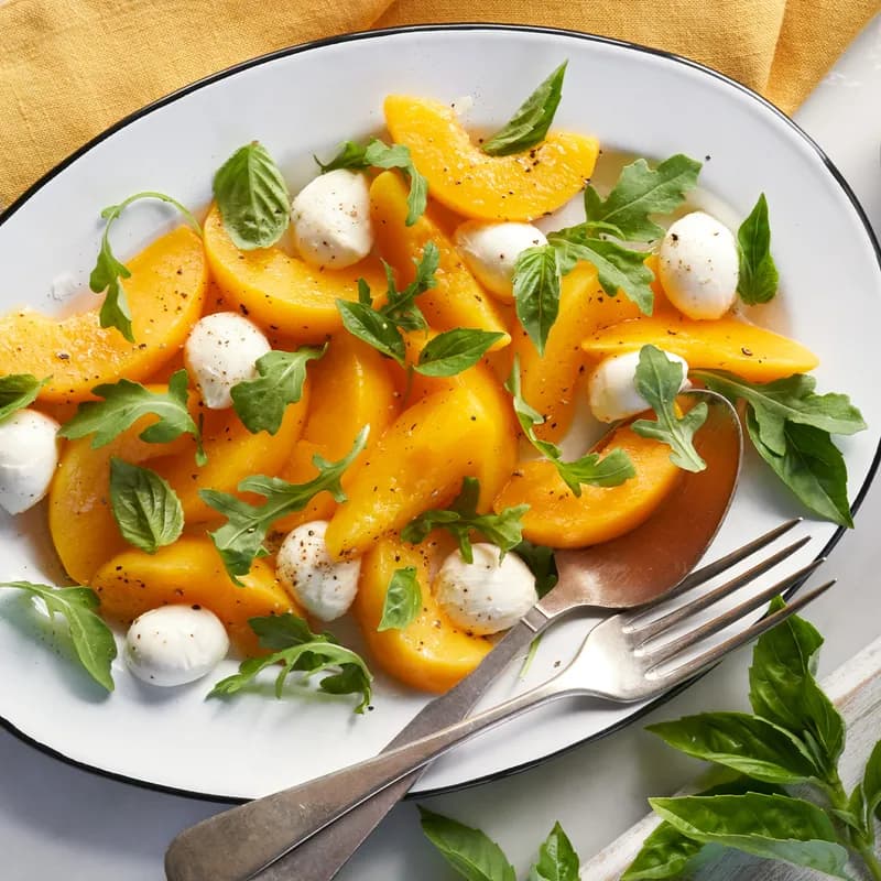 Del Monte® Sliced Peaches In Light Syrup 10# 6/Case