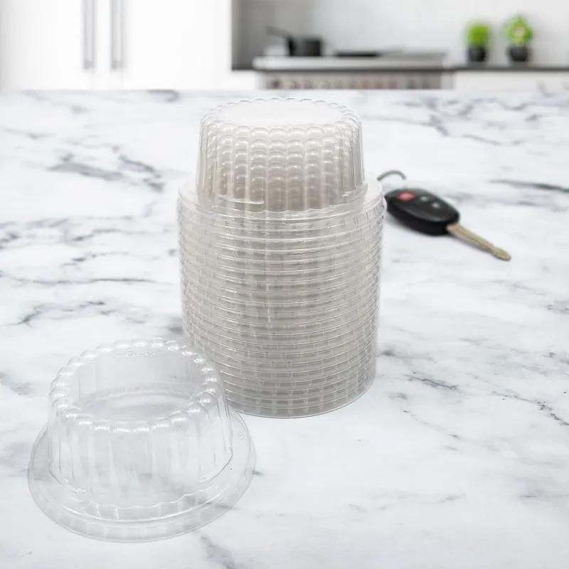 Solo® Lid Dome 3.509X1.5 IN 1 Compartment PET Clear For 5 OZ Container Unhinged No Hole 100 Count/Pack 10 Packs/Case