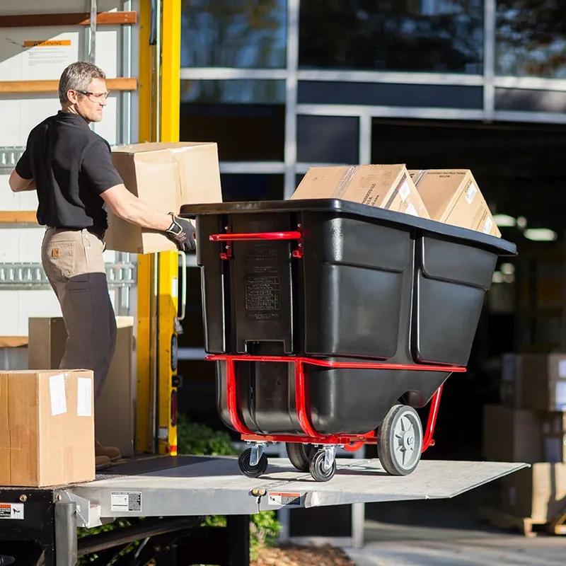 Brute® Utility Tilt Truck 84.00X57.0X51.00 IN 2.5 Cubic Yard 2300 LB Black Resin Heavy Duty Rotomolded 1/Each