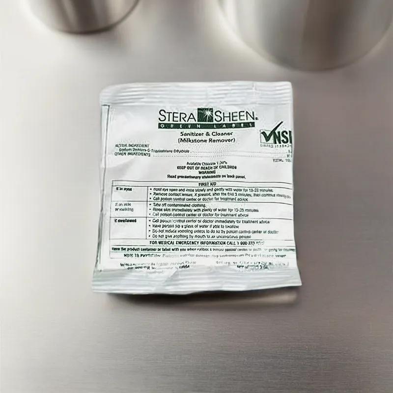 Stera-Sheen® Green Label Soft-Serve Sanitizer Beverage Machine Sanitizer 2 OZ Concentrate 100/Case