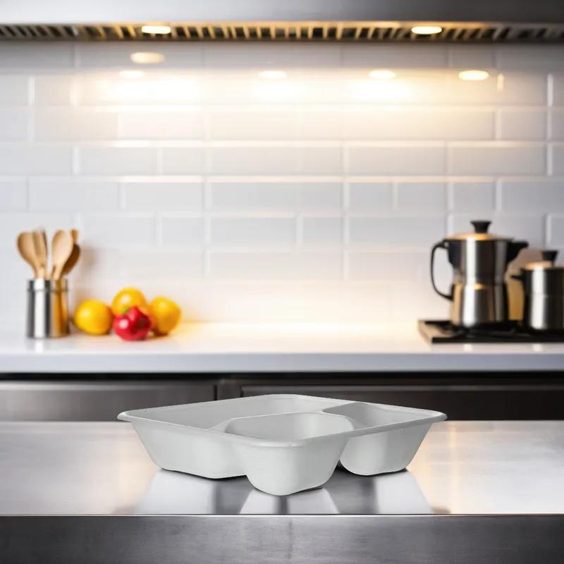 WorldView Take-Out Container Base 9X9X3 IN 3 Compartment Sugarcane White Square 200/Case