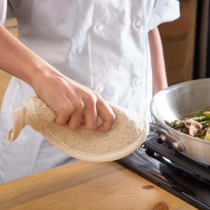 San Jamar Pot Holder 8 IN Cotton Round 500F Protection 1/Dozen