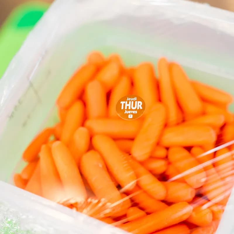 Thursday Label Trilingual Permanent 2000/Roll