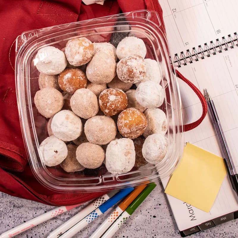 Dart® ClearPac® SafeSeal™ Cold Deli Container Hinged With Flat Lid 48 OZ PET Clear Rectangle 100 Count/Pack 2 Packs/Case