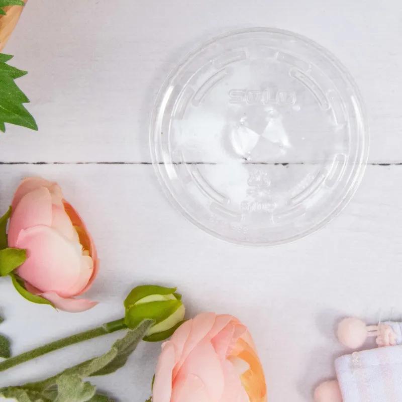 Dart® Lid Flat 3.2X0.35 IN PET Clear For 9-10 OZ Cold Cup With Hole Freezer Safe 100 Count/Pack 10 Packs/Case