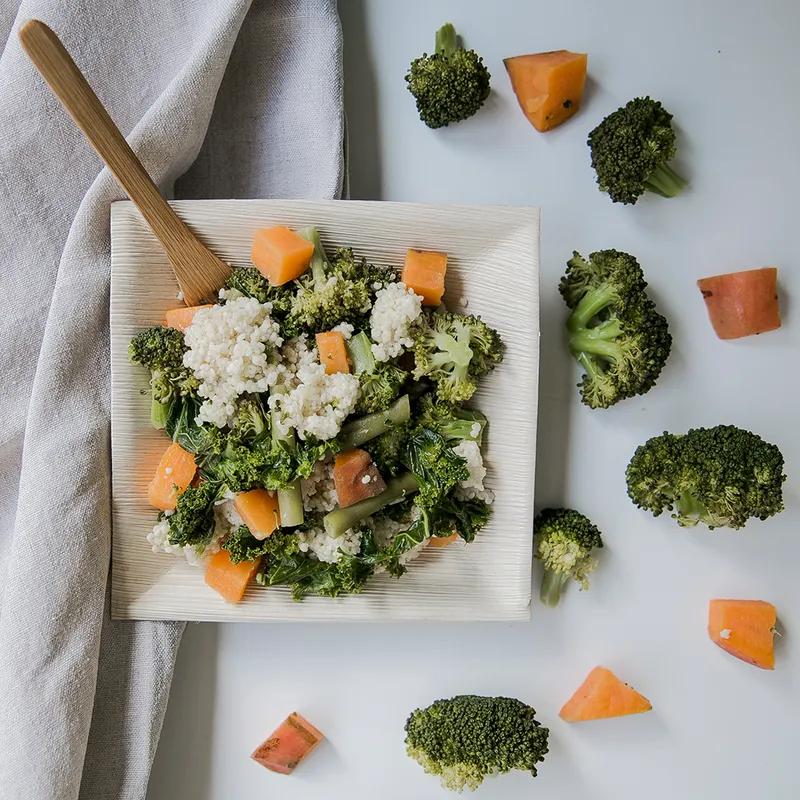 Plate 10X10 IN Palm Leaf Square 25 Count/Pack 4 Packs/Case 100 Count/Case