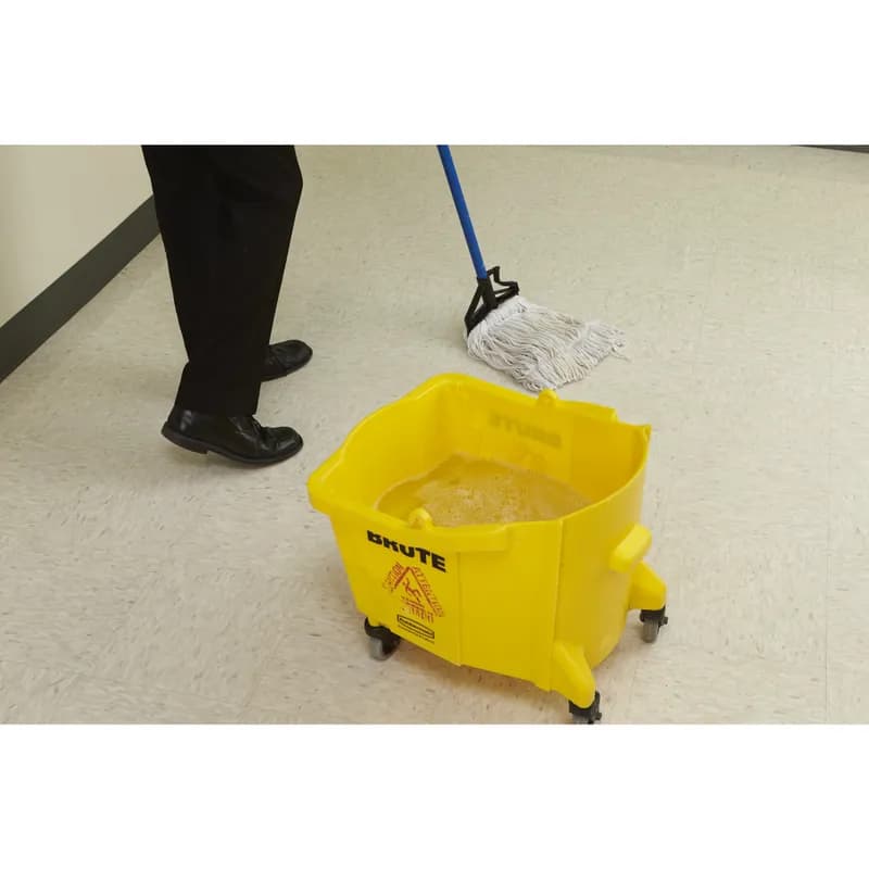 Quik Fill Sweet Scent Floor Cleaner 1.3 L Daily Neutral Concentrate 2/Case