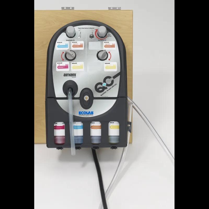 QC 93 Restroom Cleaner 1.3 L Multi Surface Acidic Concentrate 2/Case
