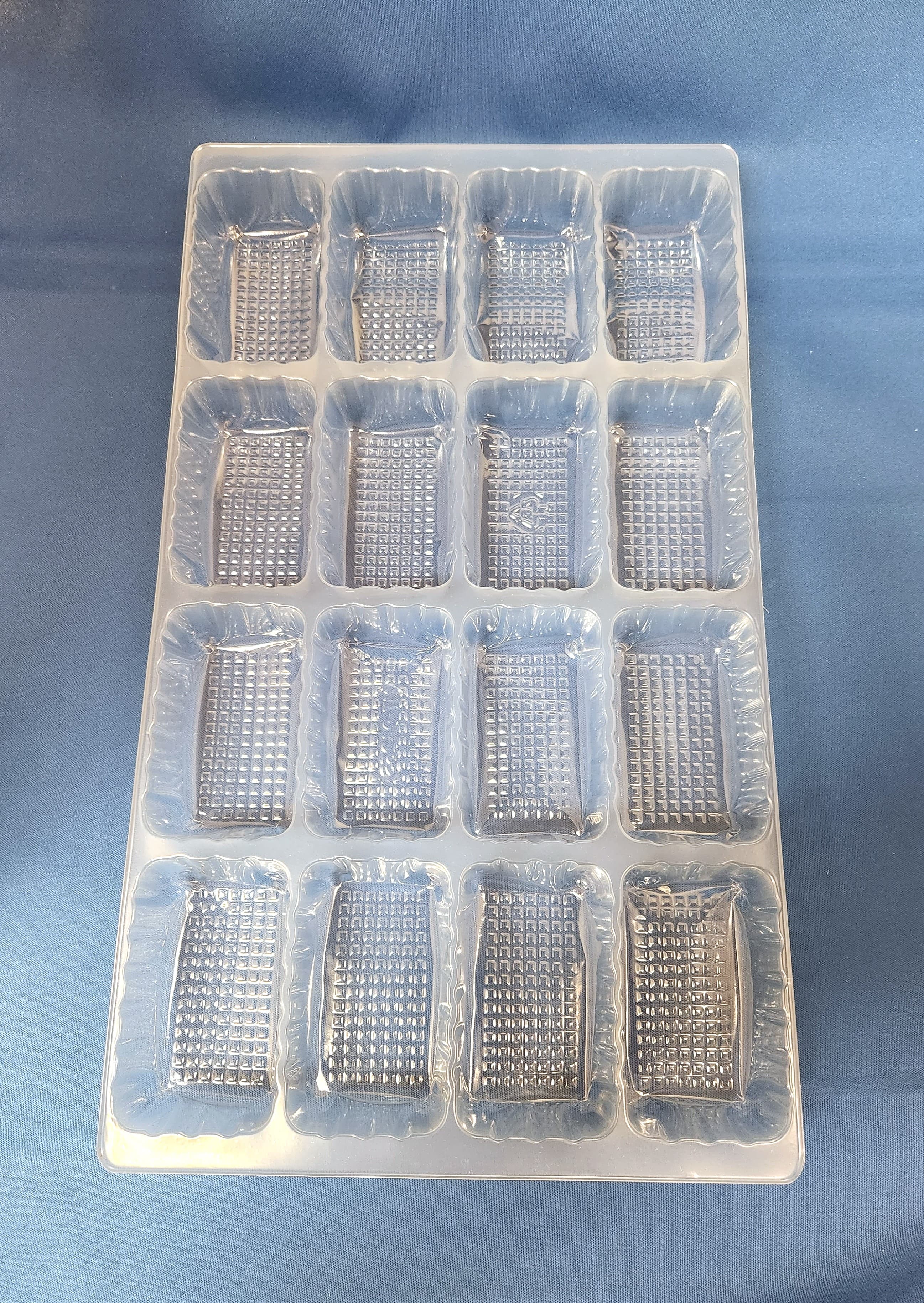 Burger Patty Tray 16 Compartment 1000/Case