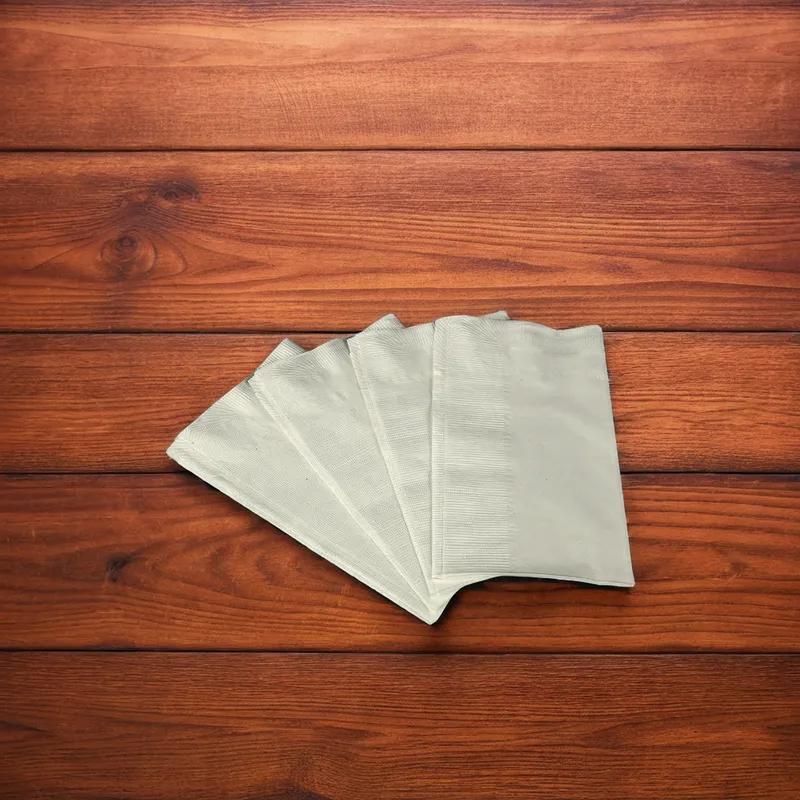 Scott® Dinner Napkins 15.2X16.3 IN White Paper 2PLY 1/8 Fold 250 Count/Pack 12 Packs/Case 3000 Count/Case